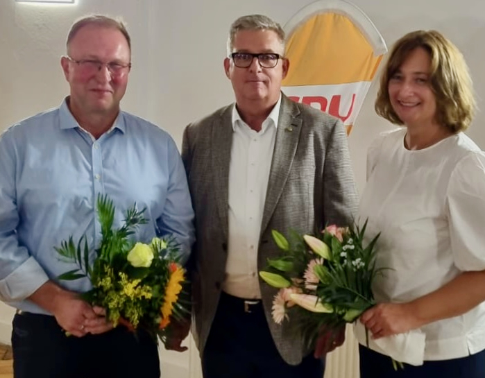 v.l.n.r.: Jens Schreinicke, Dr. Christoph Lwer und Mirna Richel