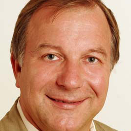 Dr. Knut Groe